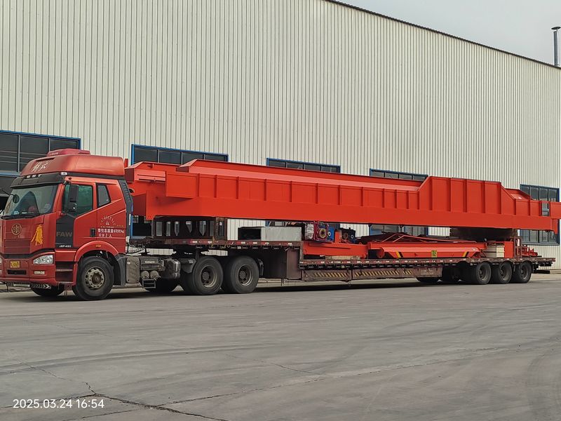 通用橋式起重機 QDXX32/5t—19.5m 電動單梁橋式起重機 2臺 LD10t—16.5m 制作完成，發(fā)往河北石家莊交付客戶使用。